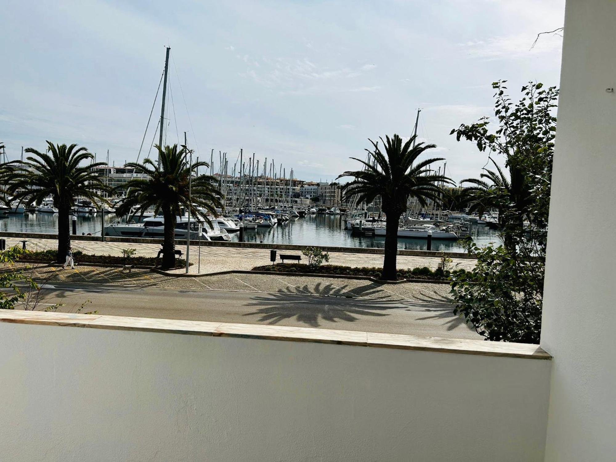 Lagos Marina View Apartment Near Beaches And Shops Exterior foto